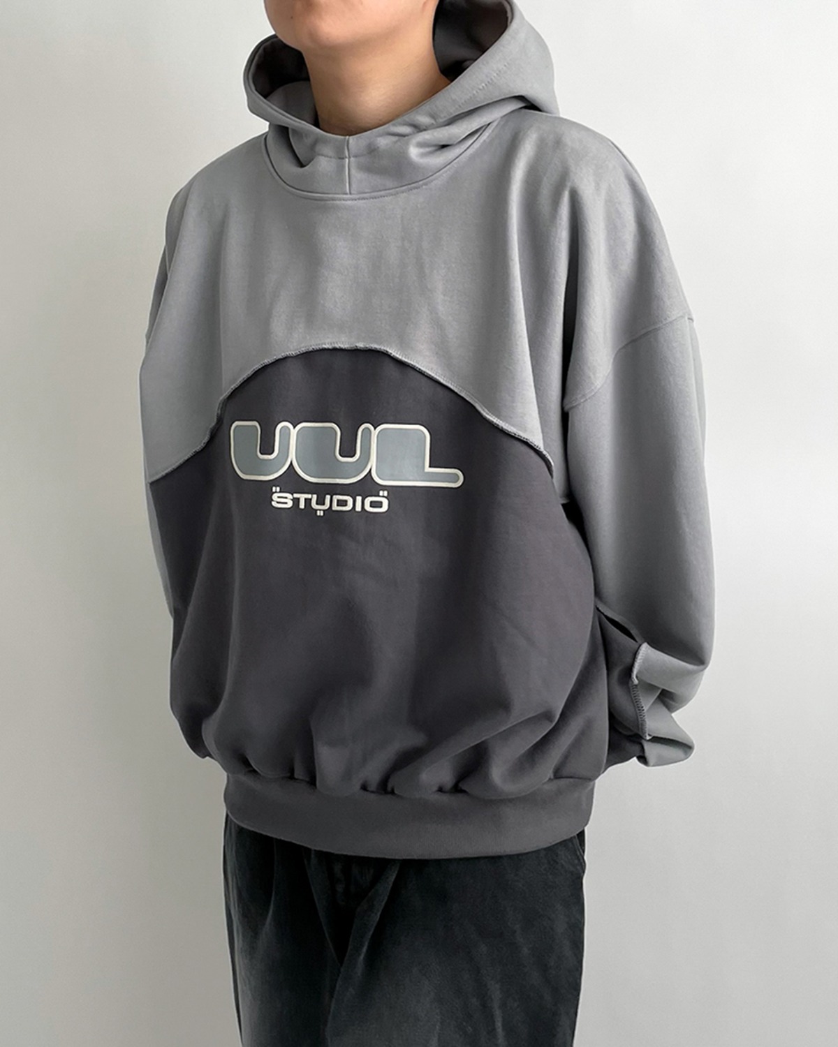 UUL curved cut-off hoodie (1C)