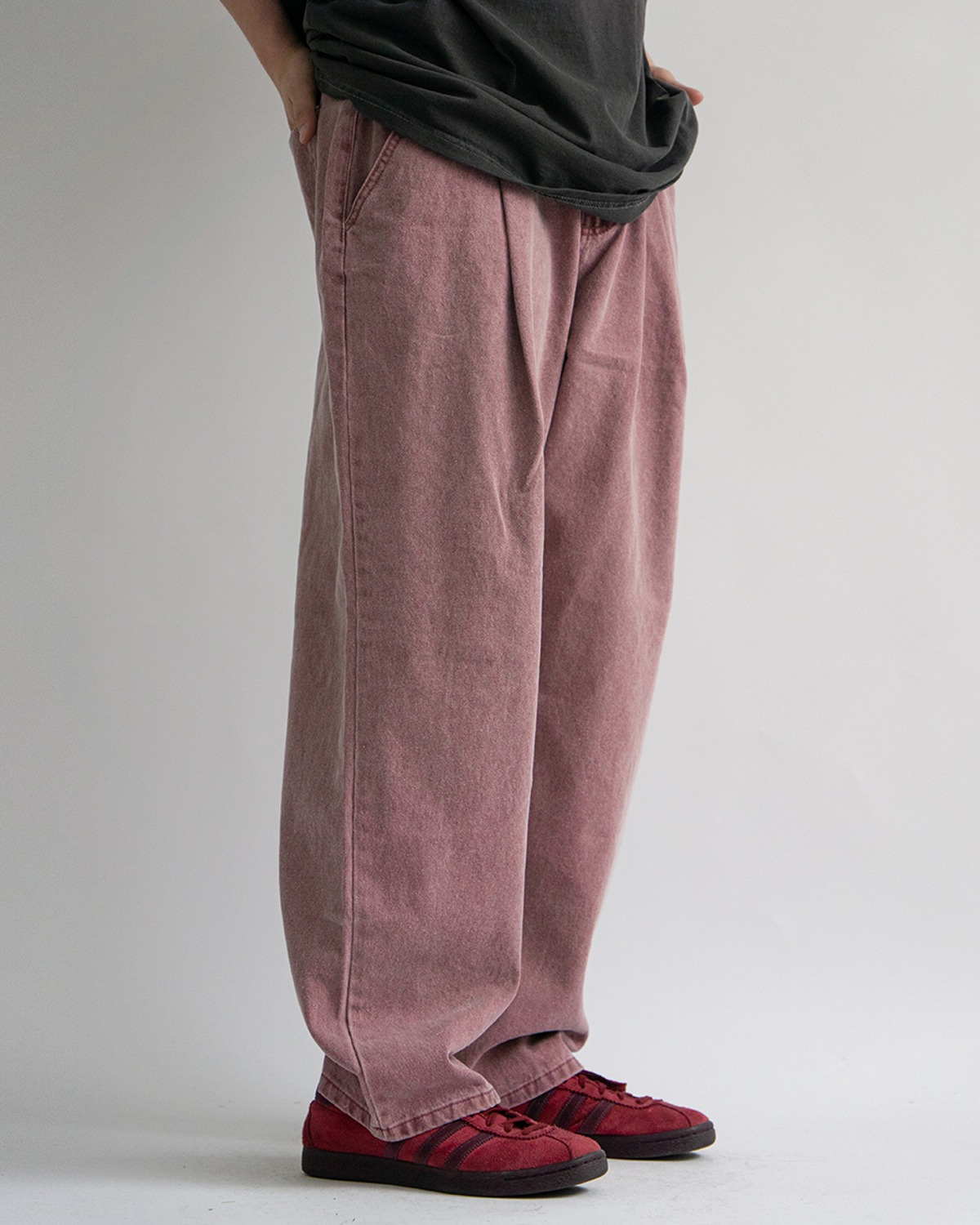 Cation tuck wide pants (3C)