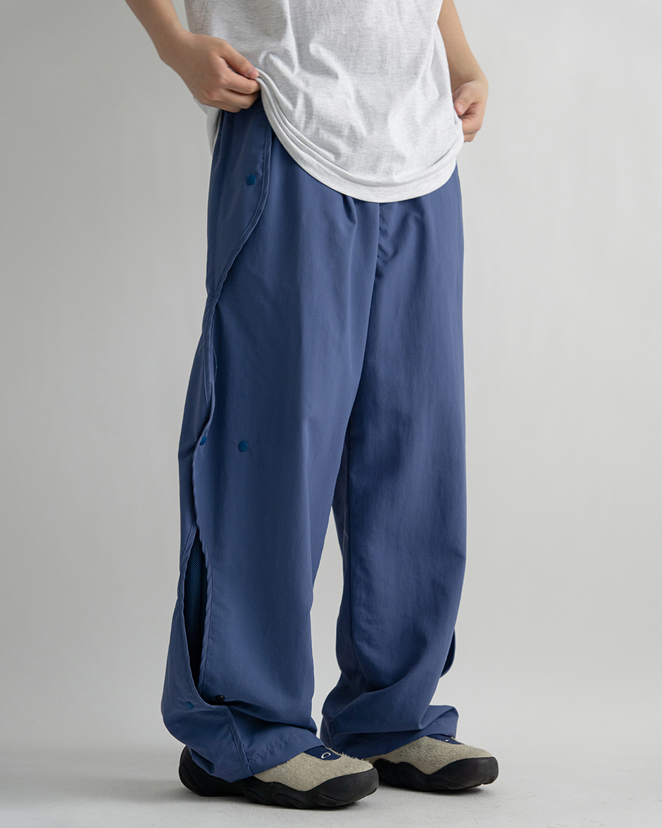 Side waving button pants (4C)